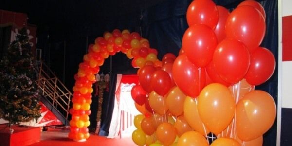 Decoración con Globos Circo Mundial